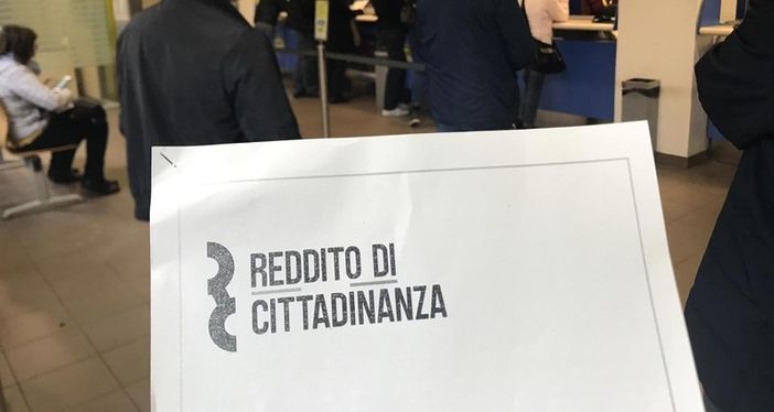 In Piemonte boom di percettori di reddito e pensione di cittadinanza: Torino capofila In Piemonte boom di percettori di reddito e pensione di cittadinanza: Torino capofila