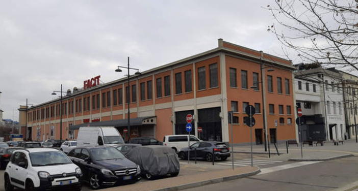 AAA Vendesi ex Incet: il Comune mette all’asta il fabbricato della Facit per 4 milioni di euro AAA Vendesi ex Incet: il Comune mette all’asta il fabbricato della Facit per 4 milioni di euro