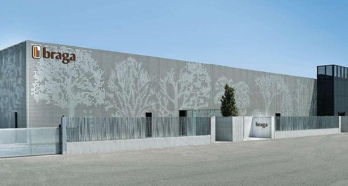 Il Ciclo Produttivo Sostenibile di Braga: Dalla Foresta alla Porta Il Ciclo Produttivo Sostenibile di Braga: Dalla Foresta alla Porta