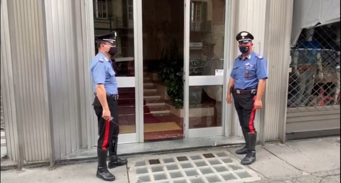 carabinieri in via Principe d'Acaja carabinieri in via Principe d'Acaja