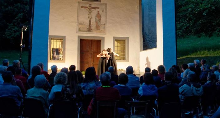 Gran Paradiso dal Vivo: il teatro si fa natura tra le valli Orco e Soana Gran Paradiso dal Vivo: il teatro si fa natura tra le valli Orco e Soana