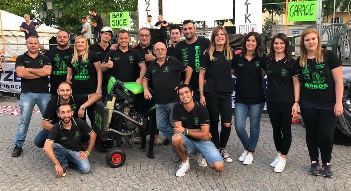 A Castelrosso si scatena la passione per le due ruote