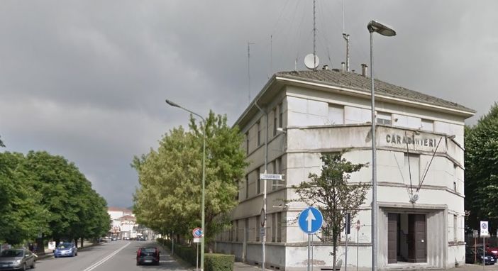 L'ex caserma dei carabinieri diventa la 'casa' dei senza dimora L'ex caserma dei carabinieri diventa la 'casa' dei senza dimora