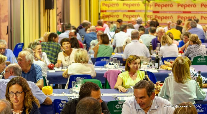 Fiera del Peperone, cene e pranzi a tema al salone Antichi Bastioni Fiera del Peperone, cene e pranzi a tema al salone Antichi Bastioni