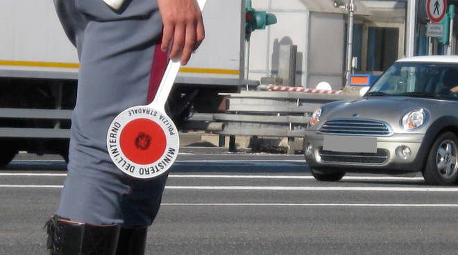 Un 23enne di San Raffaele arrestato dalla Polizia Stradale per guida in stato di ebbrezza