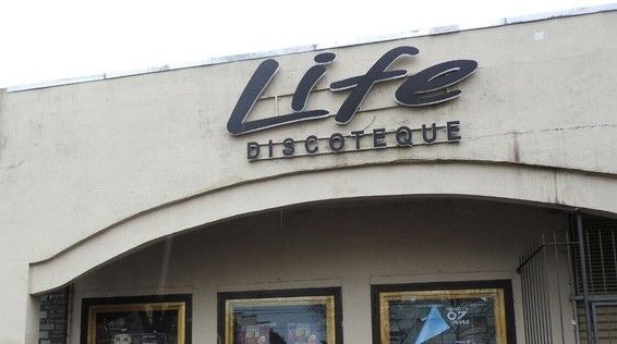 Al Valentino stop alla musica: a rischio le discoteche Life e Club84