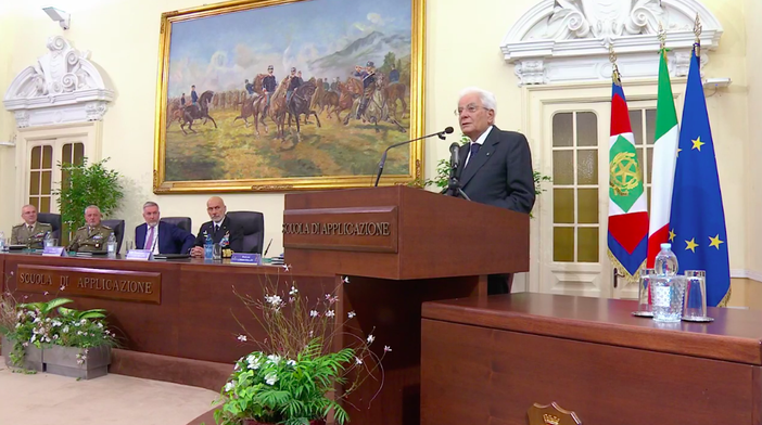 Sergio Mattarella alla Scuola di Applicazione - immagine dell'Esercito Italiano Sergio Mattarella alla Scuola di Applicazione - immagine dell'Esercito Italiano