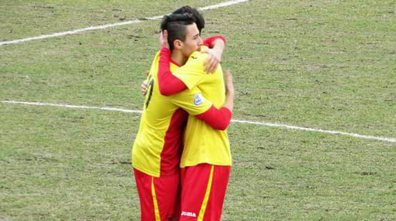 Christian Romano con la maglia del Bra