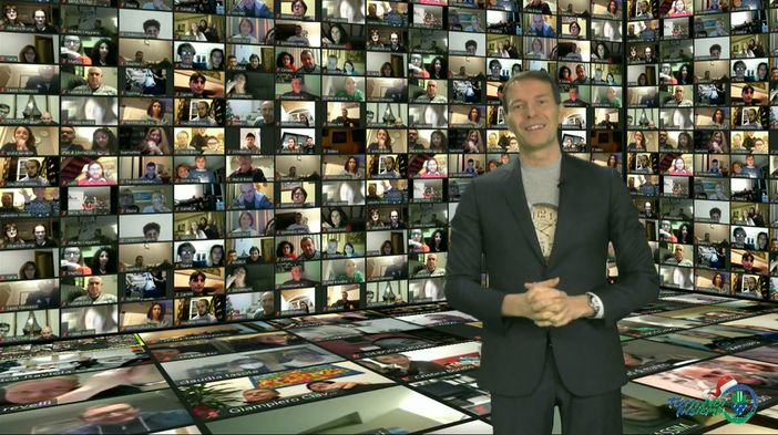 Gli auguri virtuali di Banca d'Alba, con tutti i dipendenti collegati via web