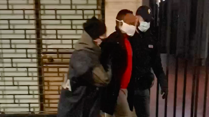 Mafia nigeriana, blitz della polizia a Torino: decine di arresti in corso [VIDEO]