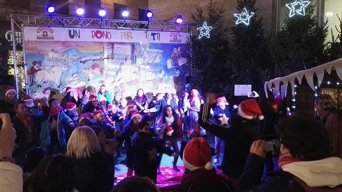 “Un Dono per tutti” torna in centro! “Un Dono per tutti” torna in centro!