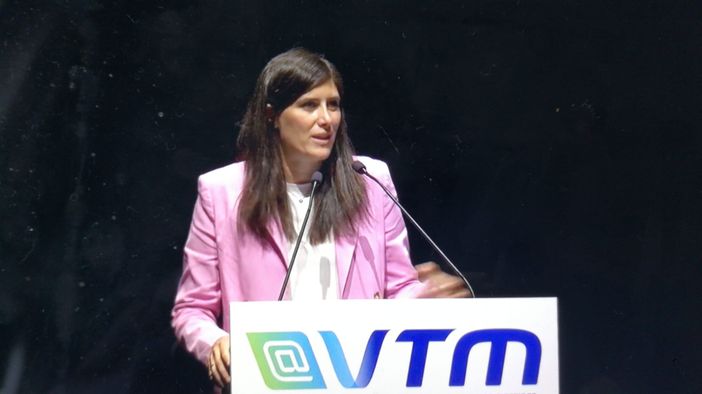 Appendino: "Dobbiamo portare la guida autonoma nei centri urbani, ma deve cambiare il codice della strada" Appendino: "Dobbiamo portare la guida autonoma nei centri urbani, ma deve cambiare il codice della strada"