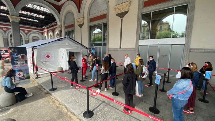 Covid, al nuovo hub di Porta Nuova i tamponi rapidi sono gratuiti per tutti