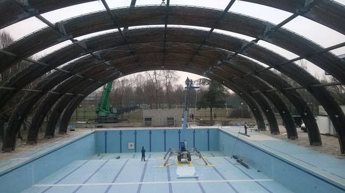 Lavori in ritardo di 4 mesi, ma la Piscina Colletta fa il conto alla rovescia: “Riapertura a giugno”