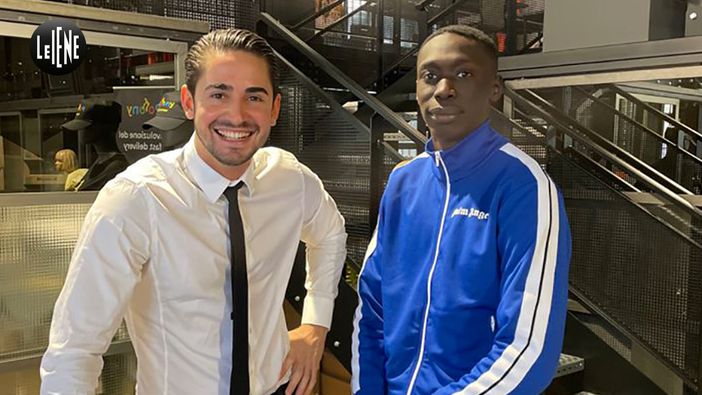 Khaby Lame con la "Iena" Sebastian Gazzarrini Khaby Lame con la "Iena" Sebastian Gazzarrini