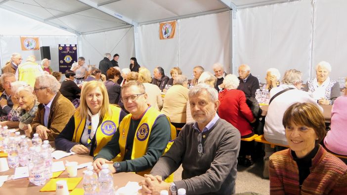 A Roletto si pranza per donare una cucina da campo alla Protezione Civile