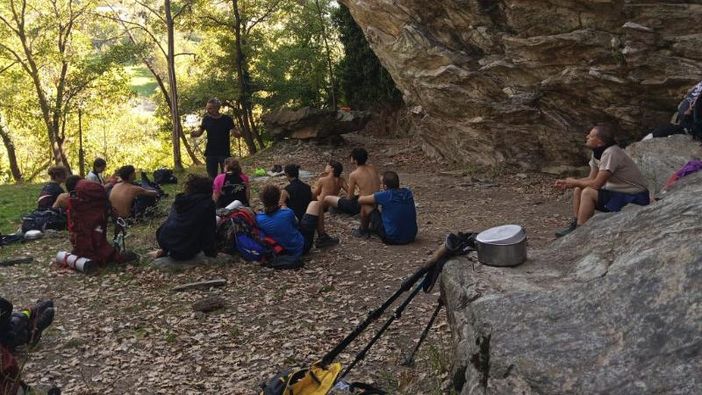 Gli studenti che trascorrono l’anno scolastico camminando sono in arrivo in Val Pellice e Germanasca