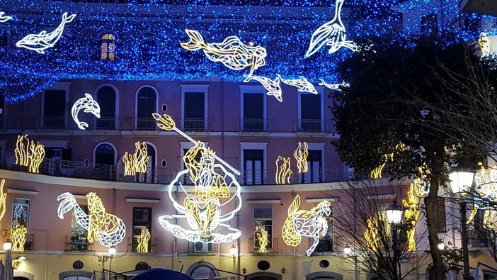 Iren accende il Natale di Torino, Genova e Salerno con Luci d'Artista Iren accende il Natale di Torino, Genova e Salerno con Luci d'Artista