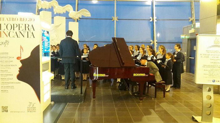 All'aeroporto di Caselle un pomeriggio all'insegna della musica e dello spettacolo