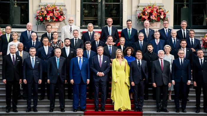 Zelensky lasciato ai margini del summit NATO