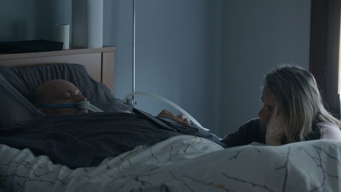 Lasciatemi morire ridendo: il docu-film di Massimiliano Fumagalli sulla vita  di Stefano Gheller