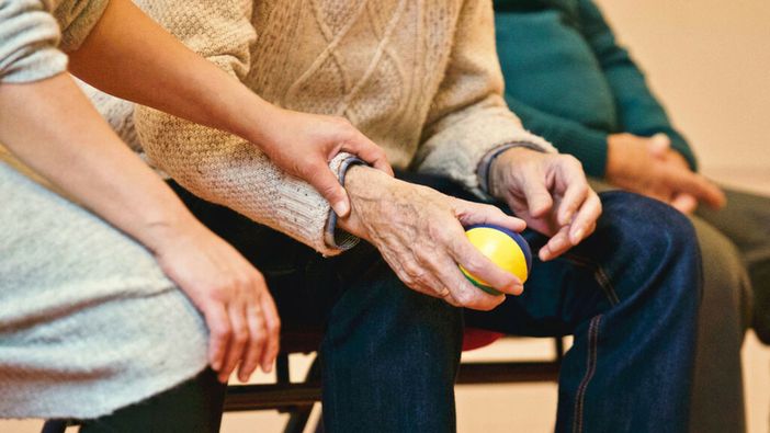 Consorzio Cisa31, Canalis e Quaranta (Pd): "La Regione e i Comuni anticipino i fondi statali per le persone non autosufficienti" Consorzio Cisa31, Canalis e Quaranta (Pd): "La Regione e i Comuni anticipino i fondi statali per le persone non autosufficienti"
