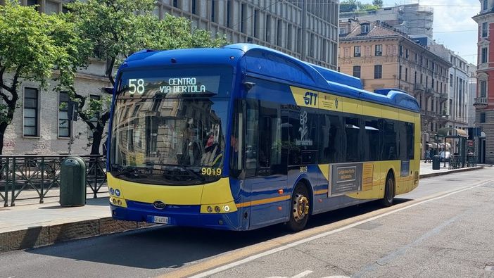 Linee saltate e servizio a singhiozzo: un altro lunedì nero per chi si sposta coi mezzi a Torino