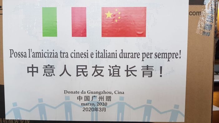 Guangzhou dona 100mila mascherine e 200 termometri a infrarossi alla città di Torino Guangzhou dona 100mila mascherine e 200 termometri a infrarossi alla città di Torino