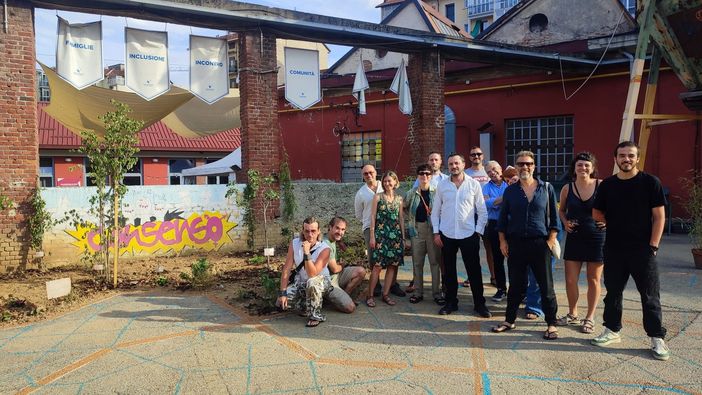 Aurora diventa “Aurorissima”: inaugurato il nuovo giardino artistico del Cecchi Point  