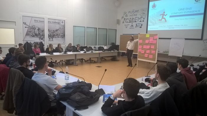 Approvati i nuovi corsi di formazione professionale per l’occupazione di giovani e adulti Approvati i nuovi corsi di formazione professionale per l’occupazione di giovani e adulti