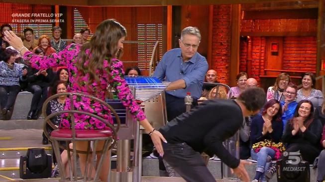 Tv, "Avanti un altro!" cerca concorrenti a Torino