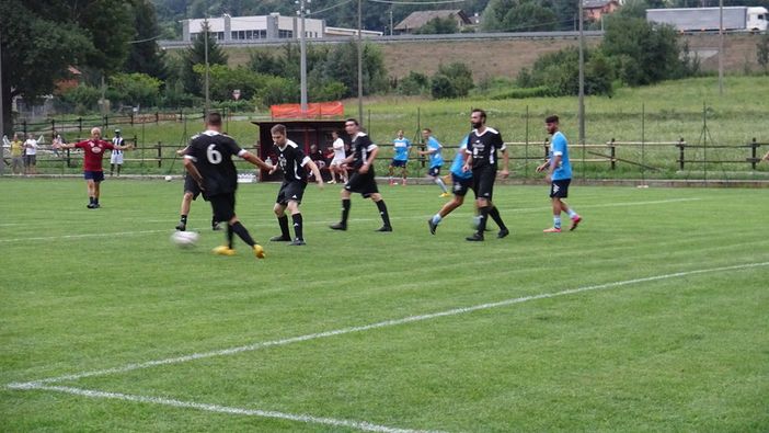 Calcio: il Fenusma esonera mister Vallet Calcio: il Fenusma esonera mister Vallet