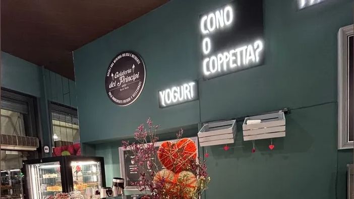 Gelateria dei Principi, dopo il rogo la raccolta fondi. La titolare: "Il nostro sogno è andato in fumo. Grazie a chi ci darà una mano" Gelateria dei Principi, dopo il rogo la raccolta fondi. La titolare: "Il nostro sogno è andato in fumo. Grazie a chi ci darà una mano"