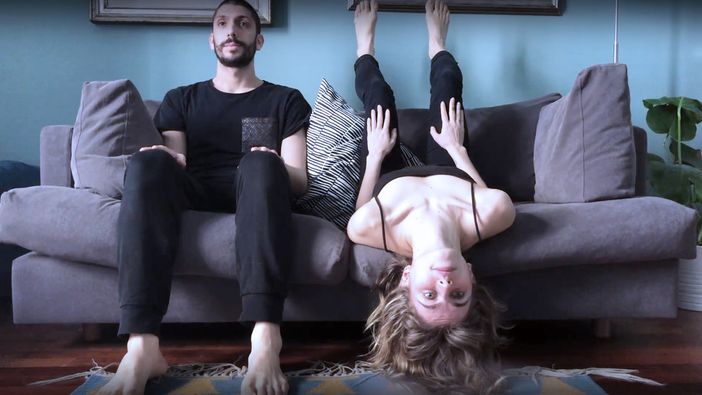 La Compagnia EgriBiancoDanza coreografa lo spazio domestico: "Le nostre case raccontano chi siamo"