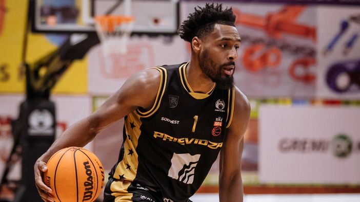 Kevion Taylor uno dei nuovi Usa a disposizione di coach Boniciolli