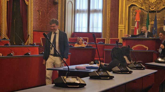 Piazza Baldissera in tilt per la fine del Ramadan, paletta rossa per Pentenero