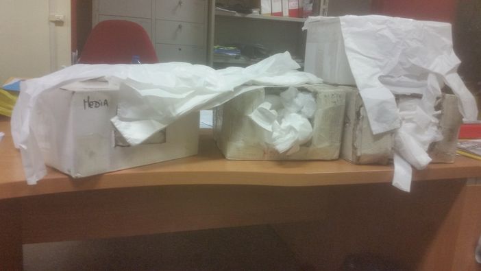 Con i sacchetti di plastica e le stoviglie monouso, grande praticità e comodità in ogni occasione Con i sacchetti di plastica e le stoviglie monouso, grande praticità e comodità in ogni occasione