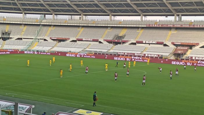 Zaza salva un Toro deludente