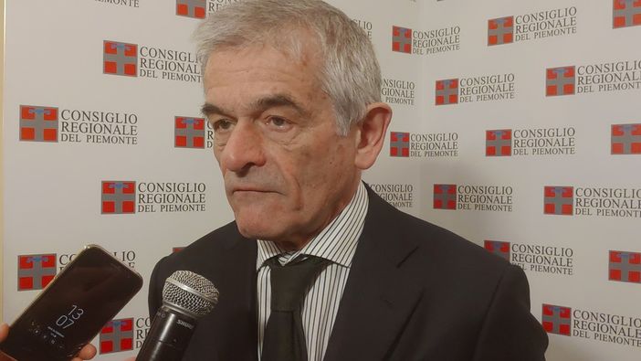Tav, Chiamparino: "Questo ulteriore rinvio segnale di un Governo paralizzato" (VIDEO) Tav, Chiamparino: "Questo ulteriore rinvio segnale di un Governo paralizzato" (VIDEO)