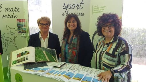 Anche lo stand della 'Community del Benessere' con la Regione Liguria all'evento 'Food and Green Village' Anche lo stand della 'Community del Benessere' con la Regione Liguria all'evento 'Food and Green Village'