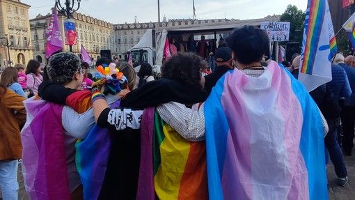 Torino aderisce alla Giornata Internazionale contro l’omofobia, la lesbofobia, la transfobia e la bifobia