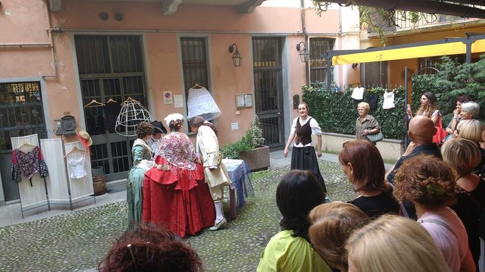 Tour narrati alla scoperta della contrada dei Guardinfanti