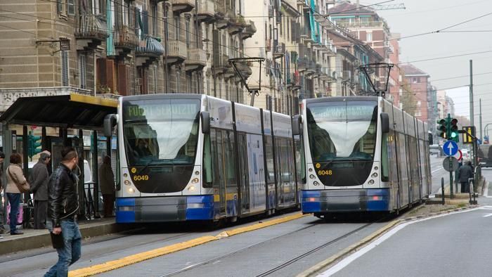 Arriva il venerdì nero dei trasporti torinesi: sciopero di 24 ore con fasce di garanzia Arriva il venerdì nero dei trasporti torinesi: sciopero di 24 ore con fasce di garanzia