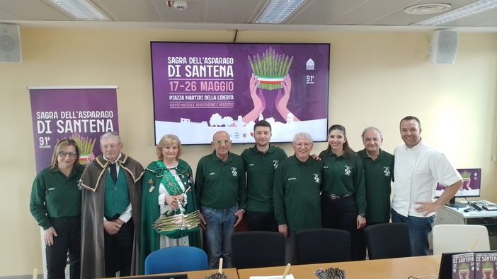 A Santena torna l'appuntamento con la Fiera dell'asparago A Santena torna l'appuntamento con la Fiera dell'asparago