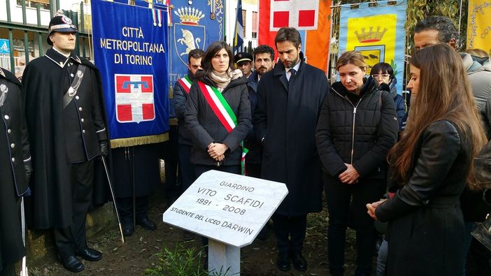 Intitolato a Vito Scafidi il giardino di piazza Chiaves Intitolato a Vito Scafidi il giardino di piazza Chiaves