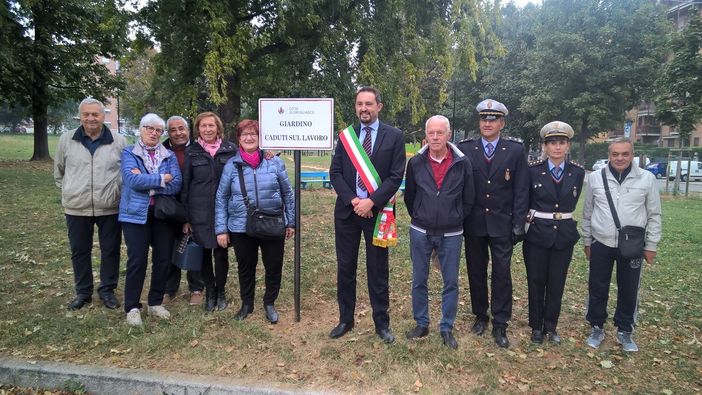 Celebrata la giornata per le vittime degli incidenti sul lavoro nel giardino di Grugliasco a loro dedicato [FOTO]