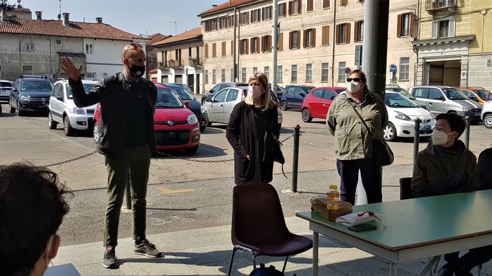 Il sindaco Giulivi ha incontrato alcuni studenti del Politecnico Il sindaco Giulivi ha incontrato alcuni studenti del Politecnico