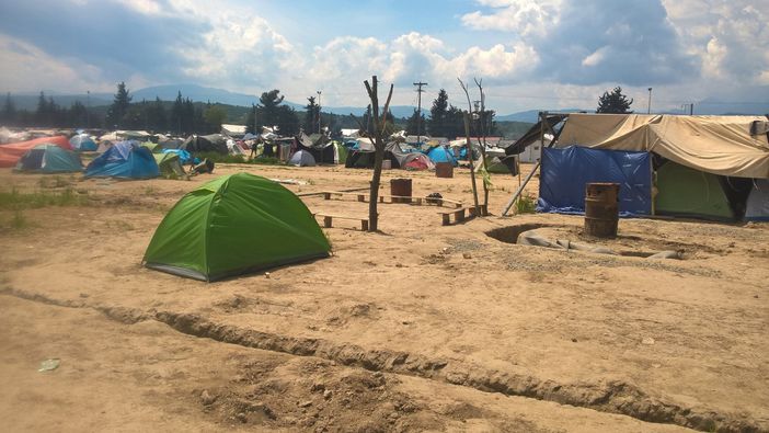 Oltre i confini in aiuto dei migranti: Il Pulmino Verde in partenza da Torino per la Bosnia