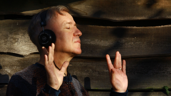 Max Casacci al Planetario di Pino Torinese per la terza edizione di "A Starlight Serenade" Max Casacci al Planetario di Pino Torinese per la terza edizione di "A Starlight Serenade"