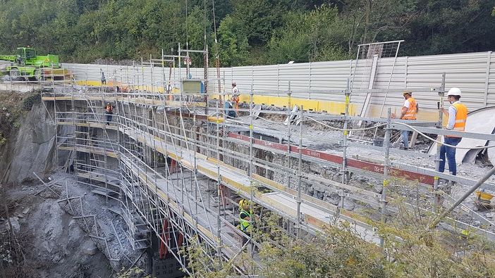 Avanzano gli interventi sul ponte "Rio Pontet" lungo la statale 24 del Monginevro Avanzano gli interventi sul ponte "Rio Pontet" lungo la statale 24 del Monginevro